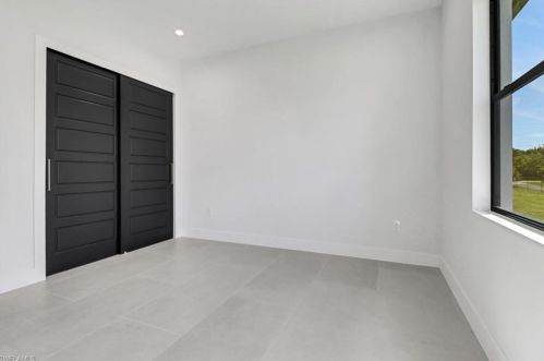 739 23 St, Naples FL 34117-1829 exterior