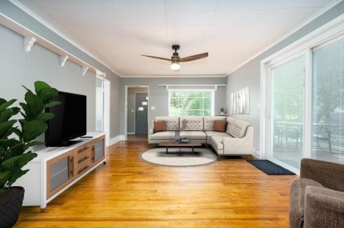 4624 1 St, Kalamazoo MI 49009-7943 exterior