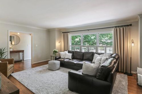 5985 Greenbrier Rd, Atlanta GA  30328-5217 exterior