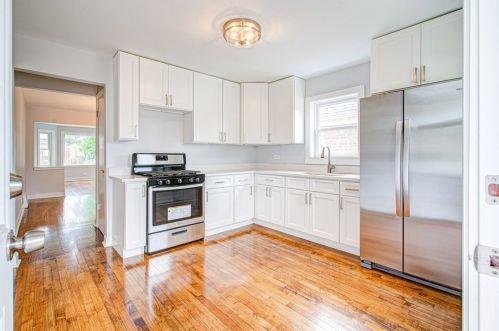 7138 Christiana Ave, Chicago IL  60629-3520 exterior