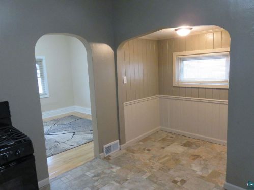 519 22 Ave, Duluth MN 55812-2120 exterior