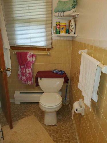 10 Idlewild Dr, Poughkeepsie NY 12601-6600 exterior