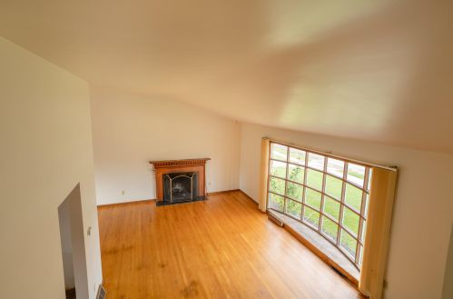 1860 Boston St, Grand Rapids MI 49506-4459 exterior