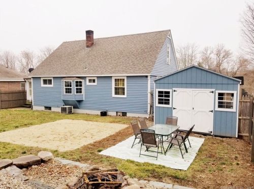 28 Katherine Ave, Killingly, CT 06239-2713