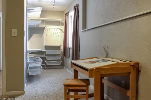 4661 Barbara Ave, South Saint Paul MN 55077-1315 exterior