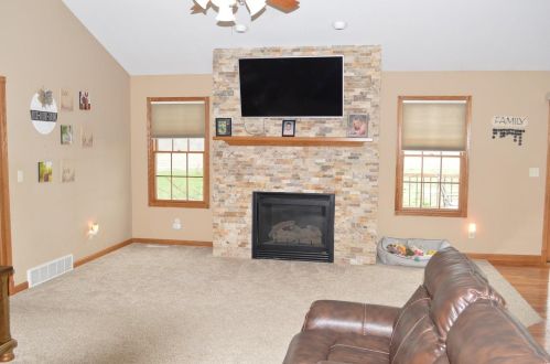 29999 Orange St, Canton MO 63435-3440 exterior