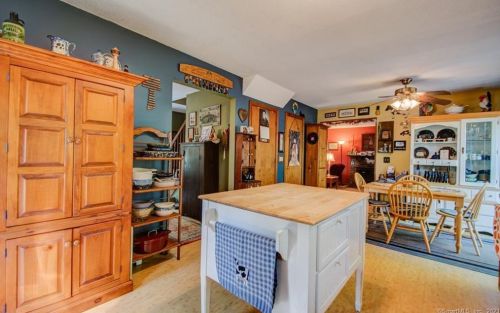 79 Bush Hl Rd, Exeter CT 06249-1210 exterior