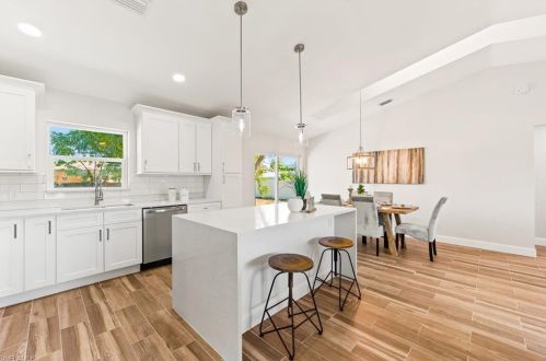 5301 21 Pl, Naples FL 34116-6863 exterior