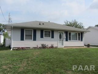 1417 Matilda St, Pekin, IL 61554-2228