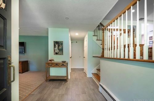 47 Nursery St, Norwalk CT 06850-1707 exterior