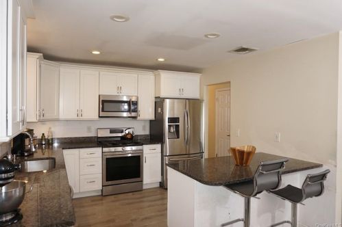 66 Daley Rd, Poughkeepsie, NY 12603-4317