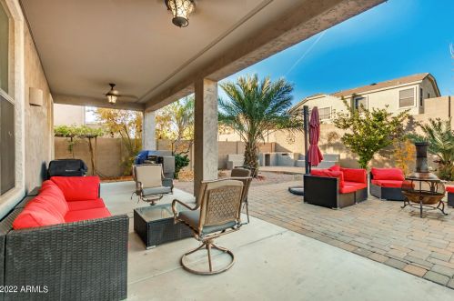 2122 Apache Rain Rd, Phoenix AZ  85085-5084 exterior