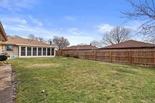 1416 Iona Ter, Milwaukee, WI 53221-5020