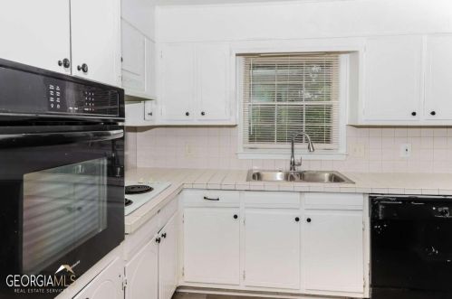 5645 Morning Creek Cir, Atlanta GA  30349-3539 exterior