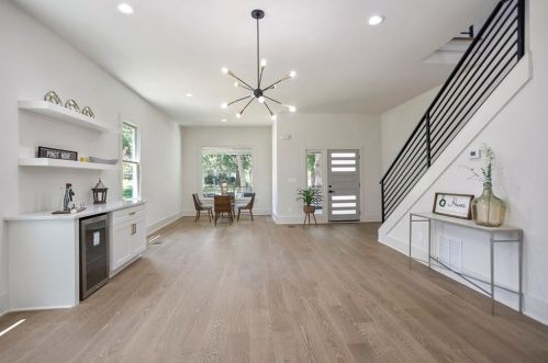 1557 Foote St, Atlanta GA 30307-2817 exterior