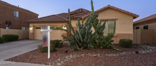2286 Redwood Ct, Chandler AZ 85286-2800 exterior