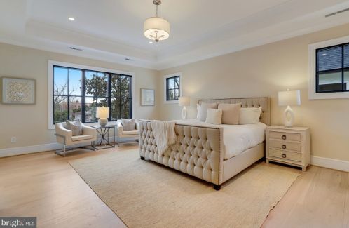 4700 25th St, Arlington VA  22207-3519 exterior