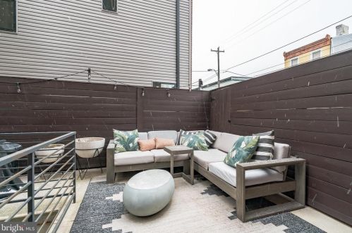 1246 Hancock St, Philadelphia PA 19147-5412 exterior