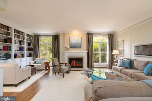 1532 Hampton Hill Cir, Mc Lean VA  22101-6020 exterior