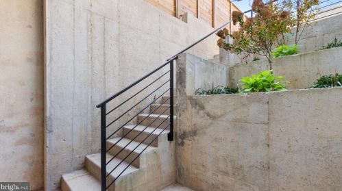 1638 Trinidad Ave, Washington DC  20002-2706 exterior