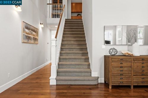 952 Maplegate Ct, Concord CA  94521-5450 exterior