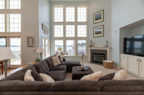 952 Eagle Lk Dr, Kalamazoo MI 49009-8429 exterior