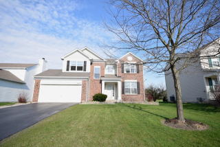 2624 Red Hawk Ridge Dr, Aurora IL  60503-6297 exterior