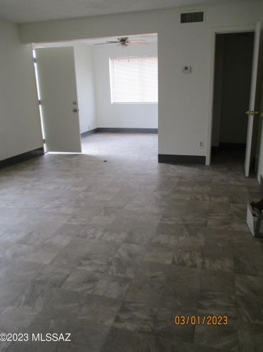 2809 Craycroft Rd, Tucson AZ  85712-5201 exterior