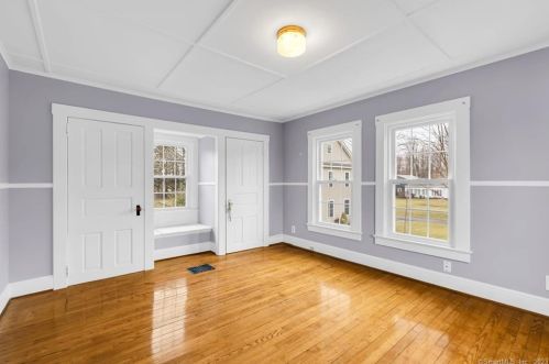 83 Maple St, Ellington CT  06029-3350 exterior