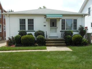 4913 Vandalia Ave, Cleveland, OH 44144-3906