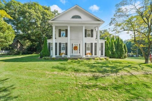 206 Norwalk Rd, Norwalk CT 06850-4316 exterior