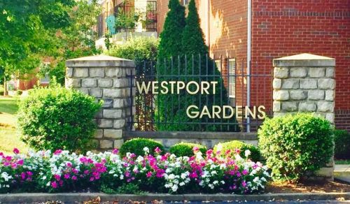 1328 Lynmar Dr, Louisville, KY 40222-4462