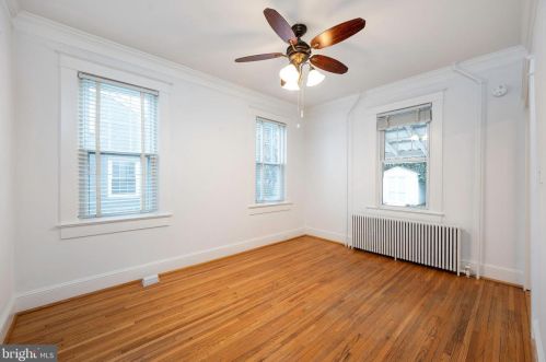 16 Masonic View Ave, Alexandria VA  22301-2204 exterior