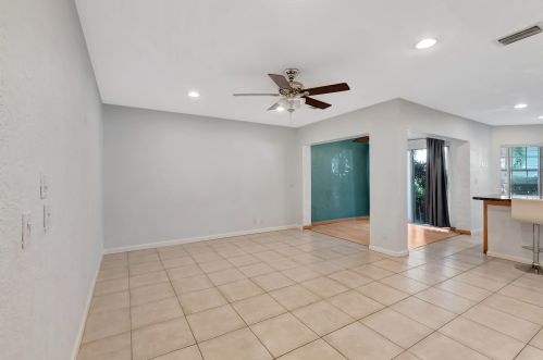 6627 Via Regina, Boca Raton FL 33433-3919 exterior