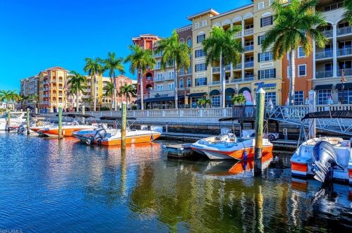 451 Bayfront Pl, Naples FL 34102-6469 exterior