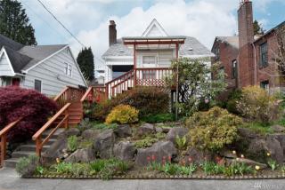 7743 18th Ave, Seattle WA  98115-4425 exterior