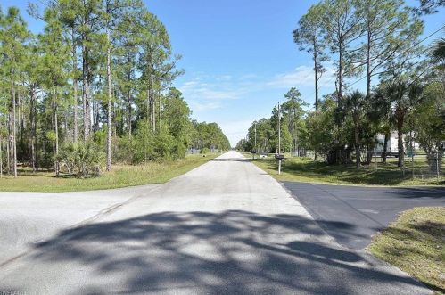 3936 29 Ave, Naples FL 34120-4496 exterior