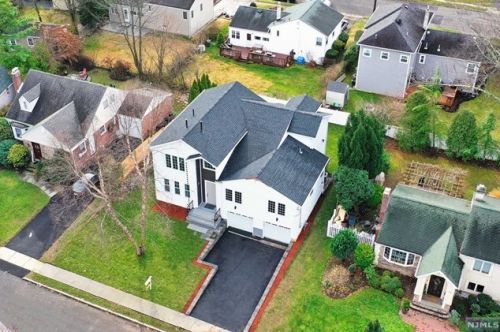 161 Adams Ave, River Edge NJ 07661-1437 exterior