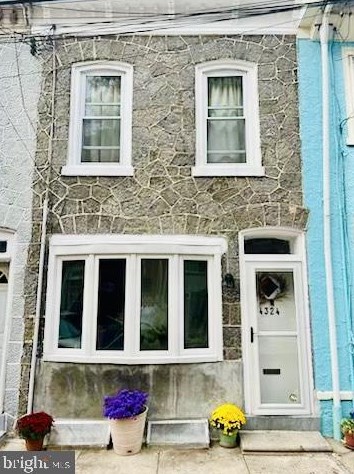 4324 Fleming St, Philadelphia PA 19128-4808 exterior