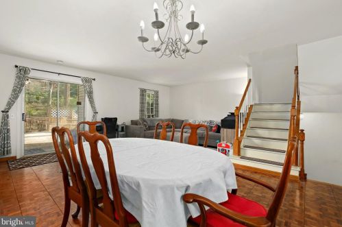 1812 Tufa Ter, Silver Spring MD 20904-5352 exterior