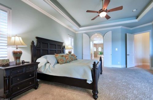 7829 Classics Dr, Naples FL 34113-3044 exterior