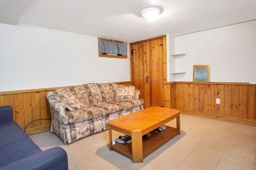 4 Chester St, Norwalk CT exterior