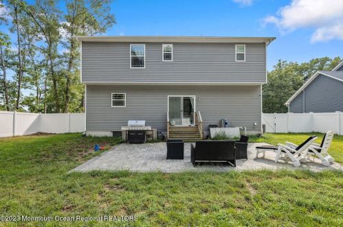 908 Calvin St, Lacey NJ 08731-1056 exterior