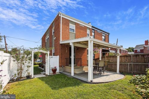 1120 47th Pl, Washington, DC 20019-3904