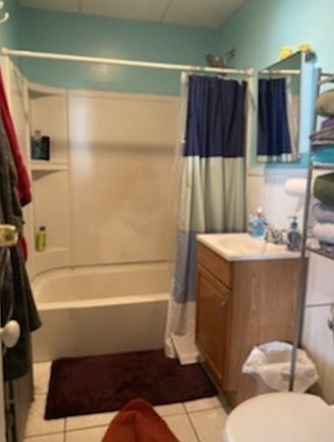 49 Euclid Ave, Springfield MA 01108-1725 exterior