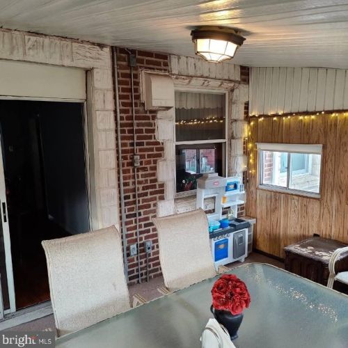 2834 Magee, Philadelphia PA 19135-2502 exterior