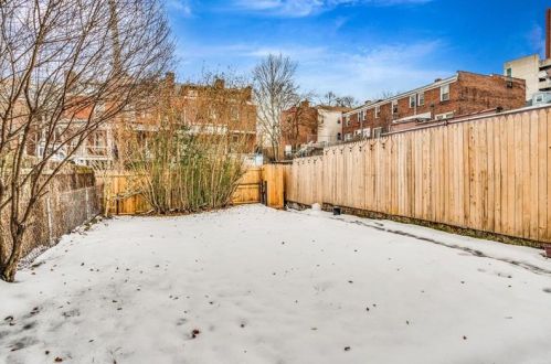 373 44 St, Pittsburgh PA 15201-1137 exterior