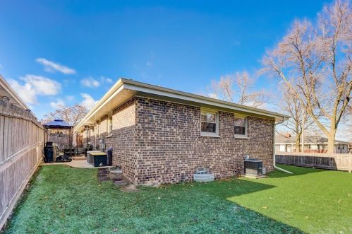 2327 Parnell Ave, Milwaukee WI 53221-4250 exterior