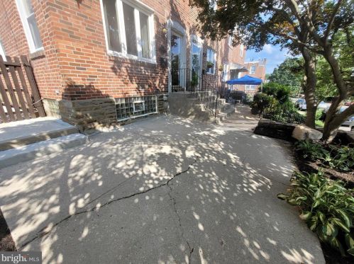 5911 Houghton St, Philadelphia PA  19128-1636 exterior