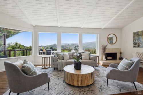 331 Lowell Ave, Mill Valley CA 94941-3845 exterior